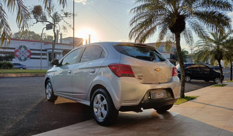 Onix Hatch LT 1.4 2019 Câmbio Manual!!! completo