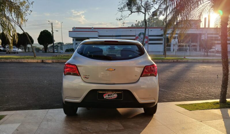 Onix Hatch LT 1.4 2019 Câmbio Manual!!! completo