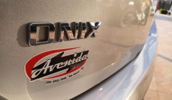 Onix Hatch LT 1.4 2019 Câmbio Manual!!! completo