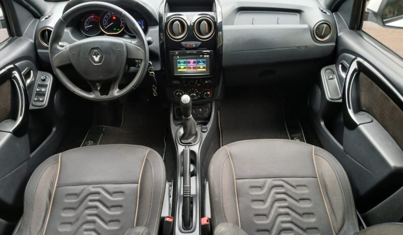 Renault Duster Dynamique 1.6 2017 Câmbio Manual completo