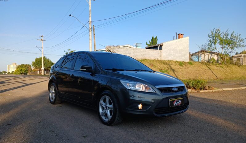 Focus Hatch 1.6 2012 Câmbio Manual completo