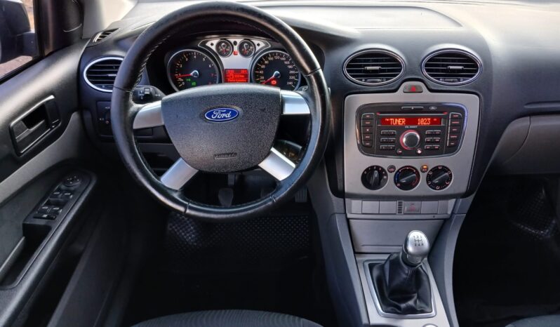 Focus Hatch 1.6 2012 Câmbio Manual completo