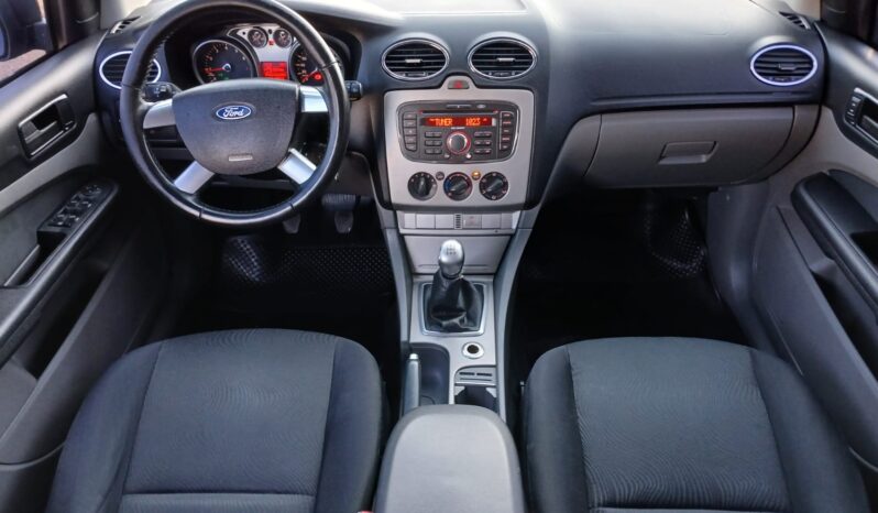Focus Hatch 1.6 2012 Câmbio Manual completo