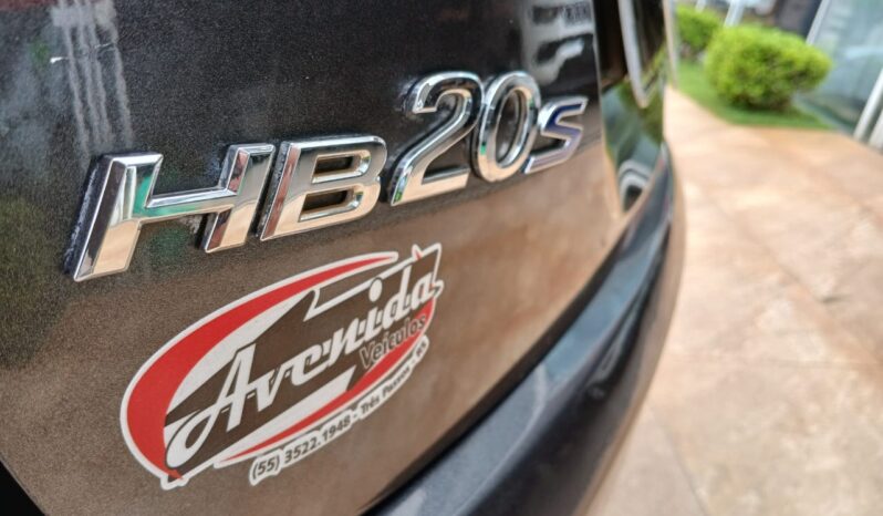 HB20S Copa do Mundo 1.0 2015 completo