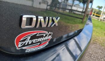 Onix Hatch Joy 1.0 2019 completo