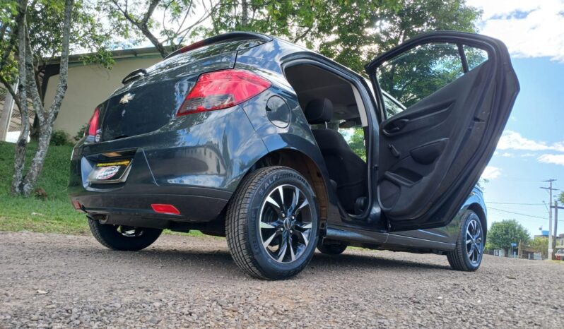 Onix Hatch Joy 1.0 2019 completo