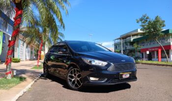 Focus Fastback Titaniun Plus 2.0 Aut 2016 completo