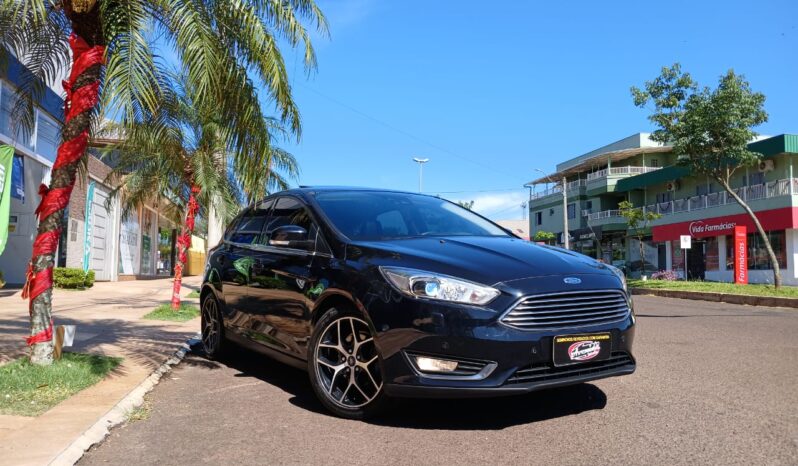 Focus Fastback Titaniun Plus 2.0 Aut 2016 completo