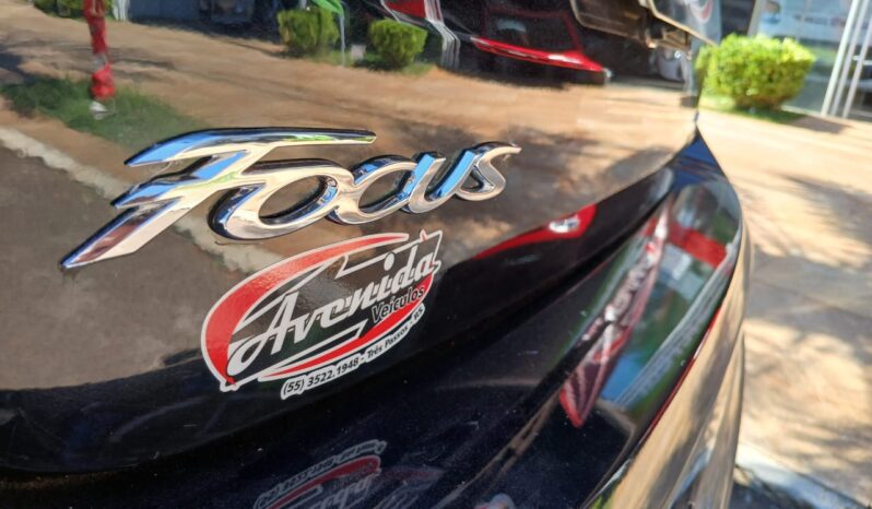 Focus Fastback Titaniun Plus 2.0 Aut 2016 completo