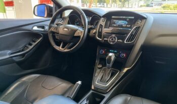 Focus Fastback Titaniun Plus 2.0 Aut 2016 completo