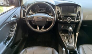 Focus Fastback Titaniun Plus 2.0 Aut 2016 completo
