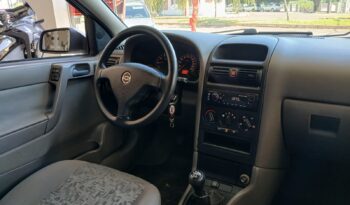 Astra Sedan 2.0 2004 completo