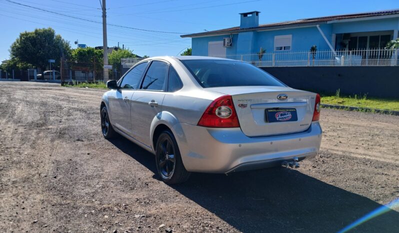 Ford Focus Sedan 2.0 Aut 2010 completo