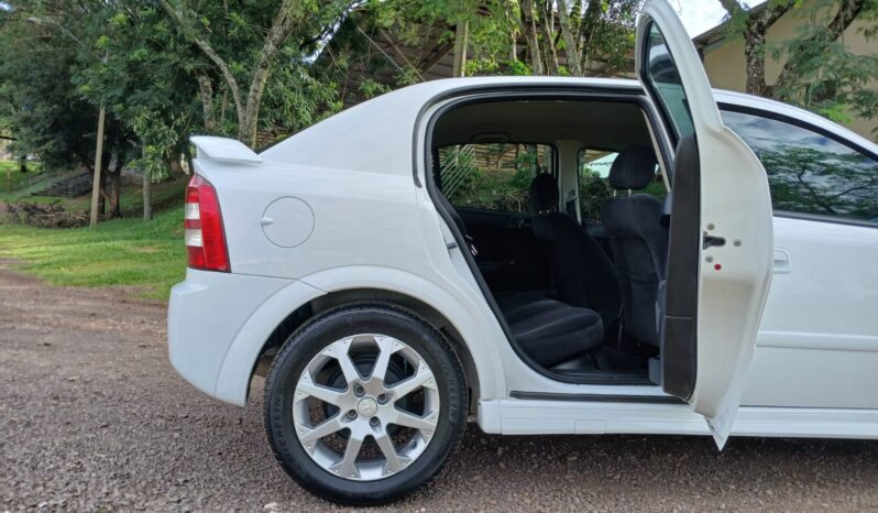 Astra Advantage 2.0 2011 completo