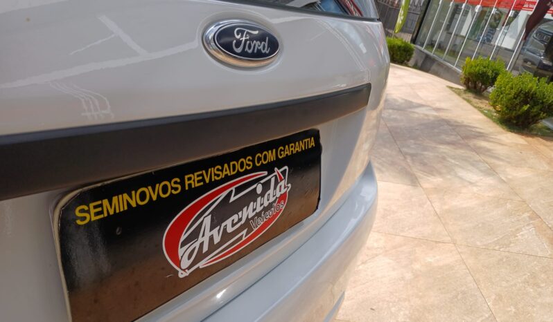 Fiesta Hatch Se 1.0 2014 completo