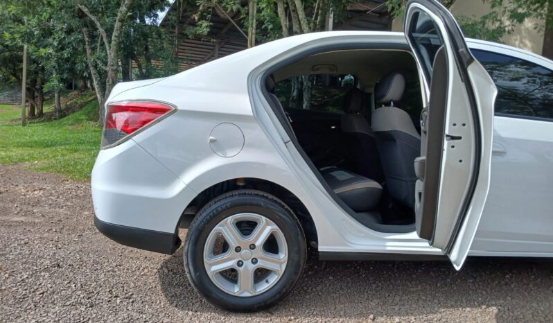 Prisma LT 1.4 2015 Câmbio Manual completo