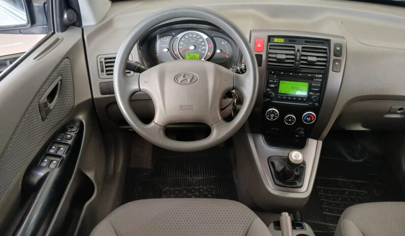 Hyundai Tucson 2.0 2010 Câmbio Manual completo