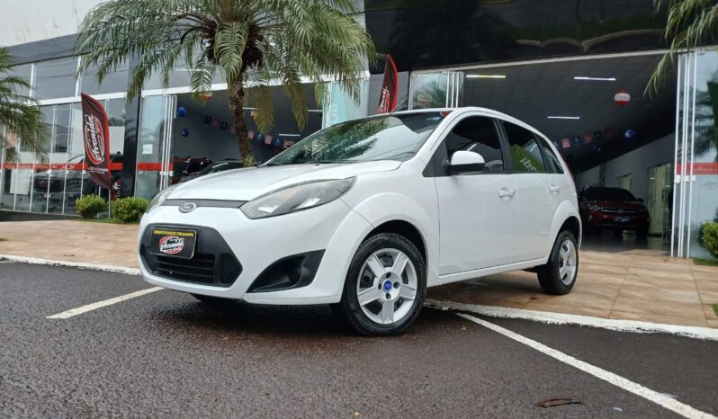 Fiesta Hatch Class 1.0 2012 Câmbio manual ### completo