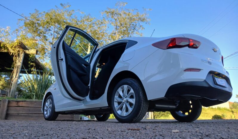 Onix Sedan Plus LT 1.0 2023 Câmbio manual completo