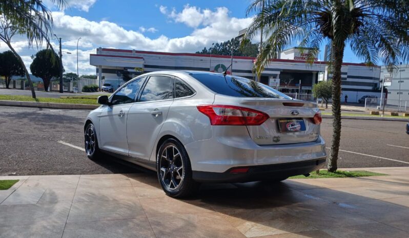 Focus Sedan Titanium Plus 2.0 Flex Aut 2015 completo
