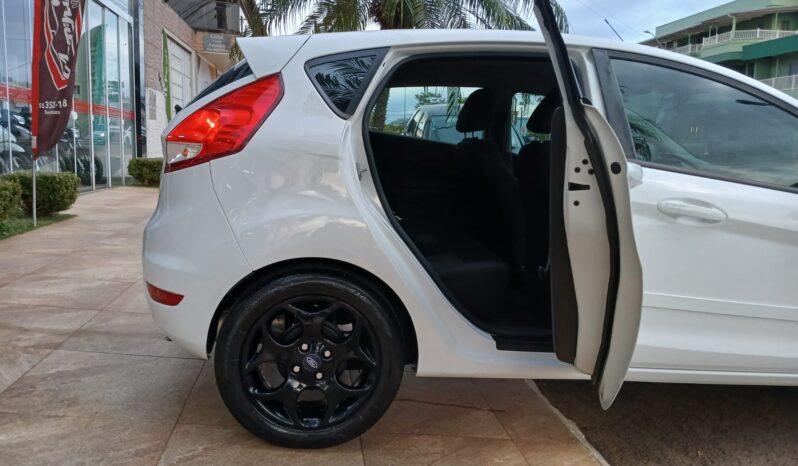 New Fiesta Se 1.6 2016 Câmbio Manual completo