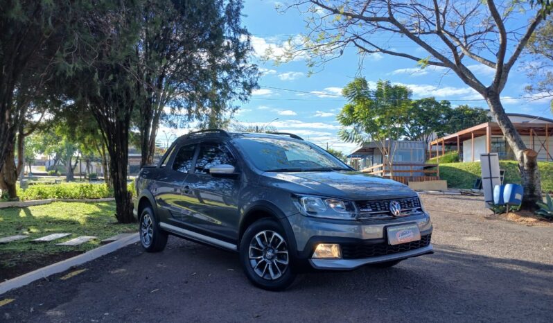 Saveiro Cross CD 1.6 Flex Câmbio Manual 2017 completo