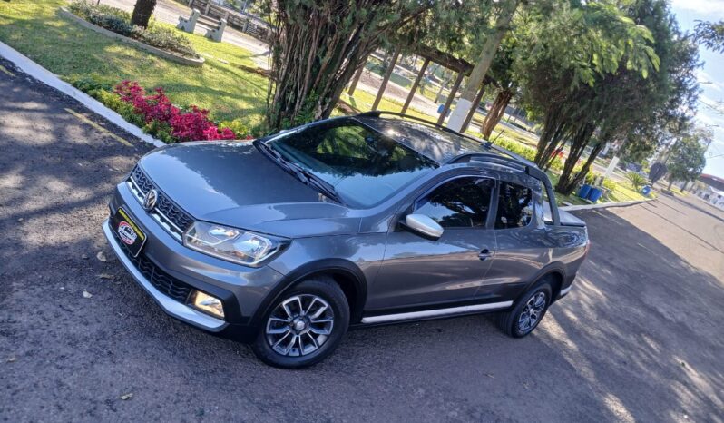 Saveiro Cross CD 1.6 Flex Câmbio Manual 2017 completo