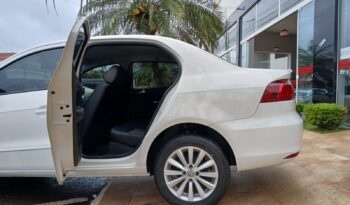 Voyage Confortline 1.6 2015 Câmbio automático ### completo
