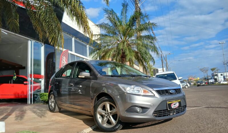 Focus Hatch 1.6 2013 ### completo