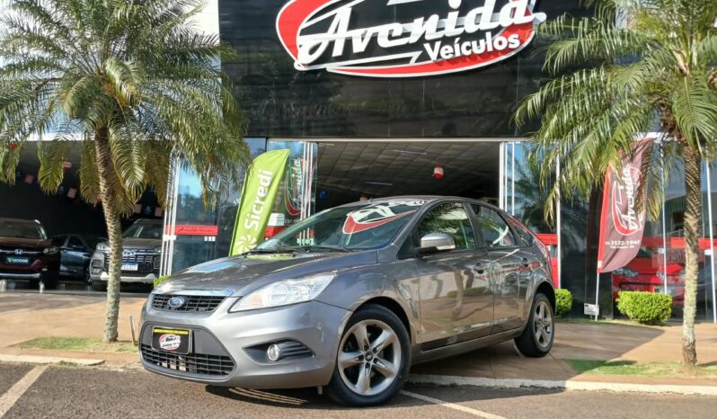 Focus Hatch 1.6 2013 ### completo