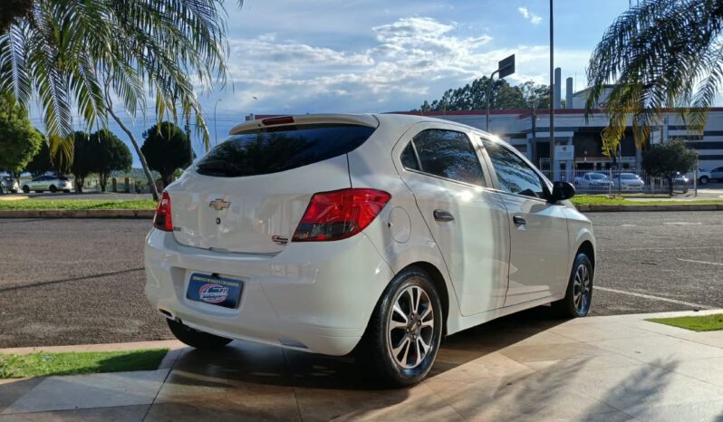 Onix Hatch Joy 1.0 2019 Câmbio manual ### completo