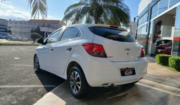 Onix Hatch Joy 1.0 2019 Câmbio manual ### completo