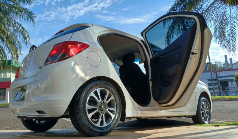 Onix Hatch Joy 1.0 2019 Câmbio manual ### completo