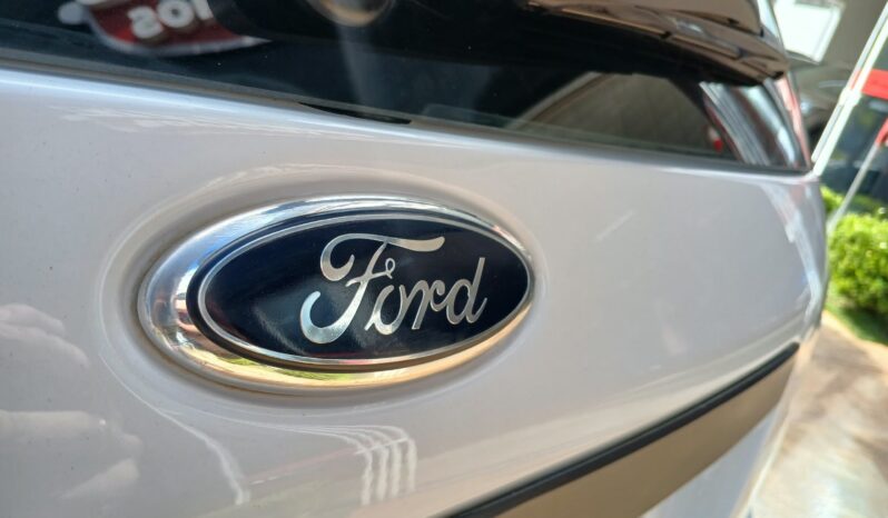 Fiesta Hatch 1.6 2011 Câmbio manual completo