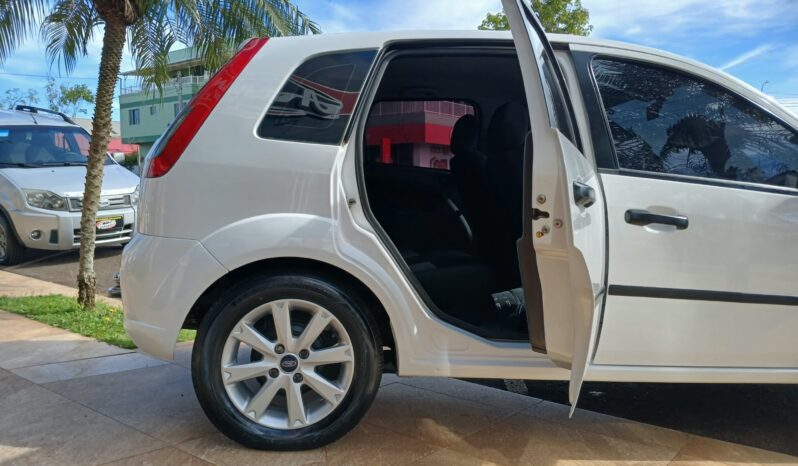 Fiesta Hatch 1.6 2011 Câmbio manual completo