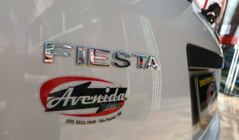 Fiesta Hatch 1.6 2011 Câmbio manual completo