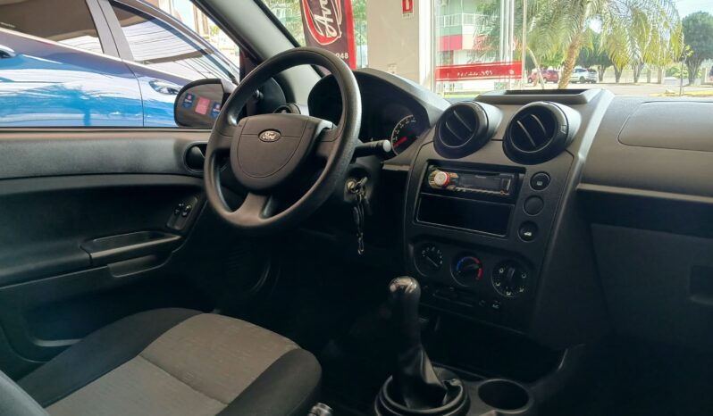 Fiesta Hatch 1.6 2011 Câmbio manual completo