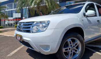 Renault Duster 1.6 Flex Câmbio manual 2015 completo