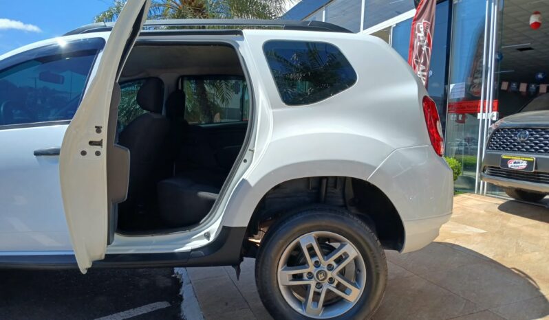 Renault Duster 1.6 Flex Câmbio manual 2015 completo
