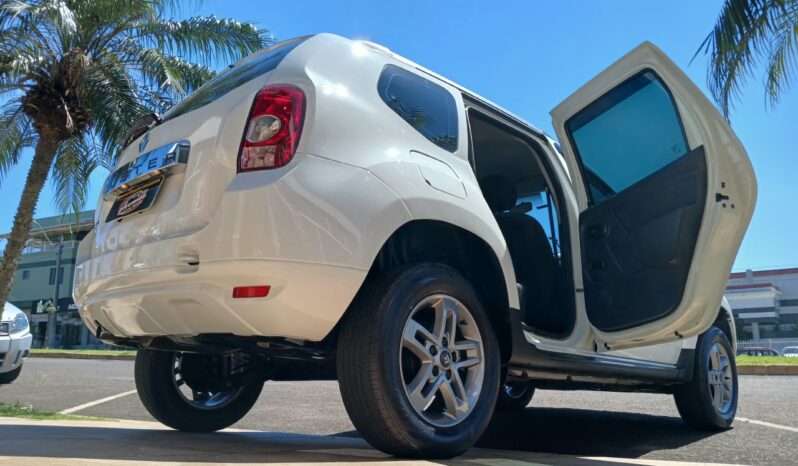Renault Duster 1.6 Flex Câmbio manual 2015 completo
