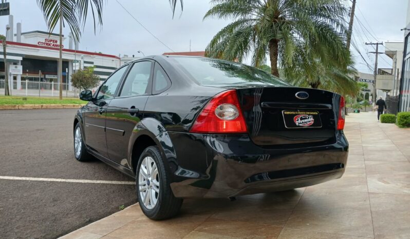 Ford Focus Sedan 1.6 2012 Câmbio manual completo
