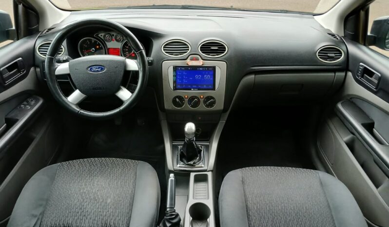Ford Focus Sedan 1.6 2012 Câmbio manual completo