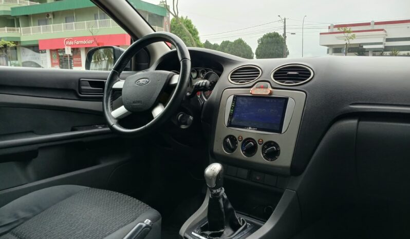 Ford Focus Sedan 1.6 2012 Câmbio manual completo