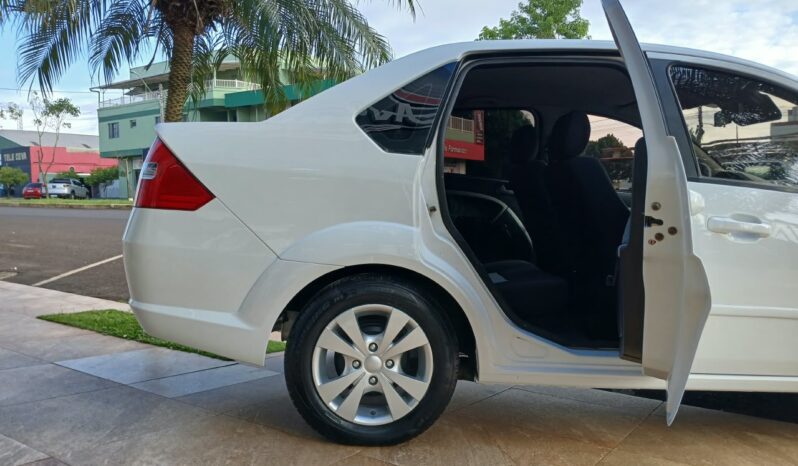 Ford Fiesta Sedan Class 1.6 2010 Câmbio manual completo