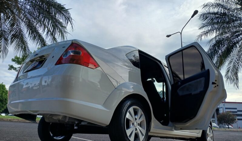 Ford Fiesta Sedan Class 1.6 2010 Câmbio manual completo