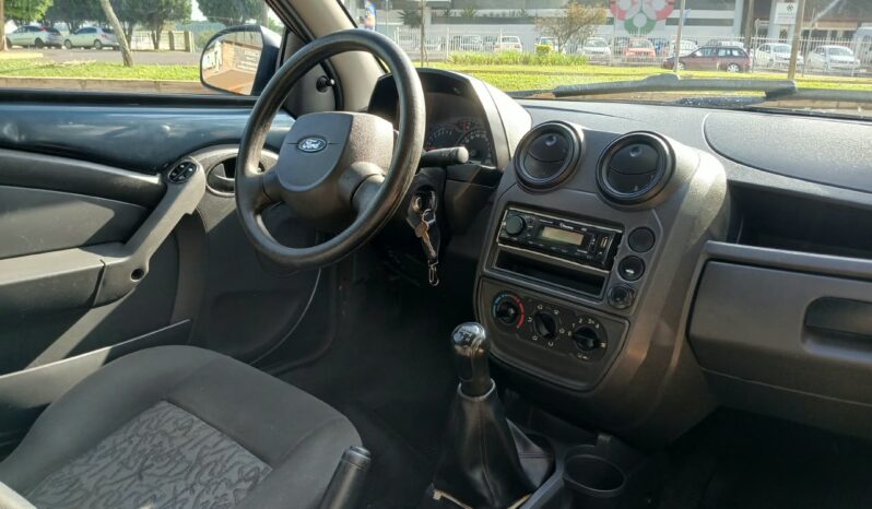 Ford Ka 1.0 2010 Câmbio manual completo