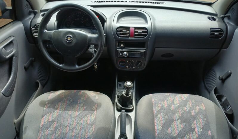 Corsa Hatch 1.0 2003 completo