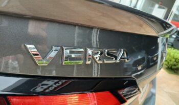 Nissan Versa Exclusive 1.6 Flex Aut 2025 completo