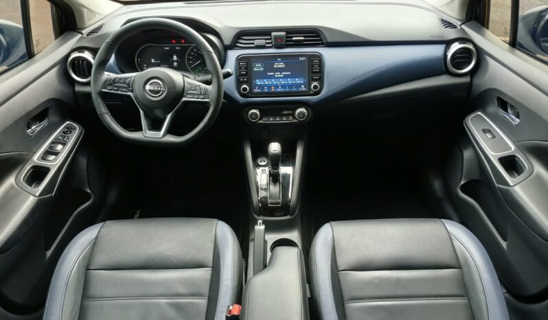 Nissan Versa Exclusive 1.6 Flex Aut 2025 completo